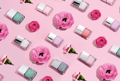 AN INSTAFAMOUS NAIL ARTIST SPILLS HER MUST-HAVE ITEMS FOR 2021!